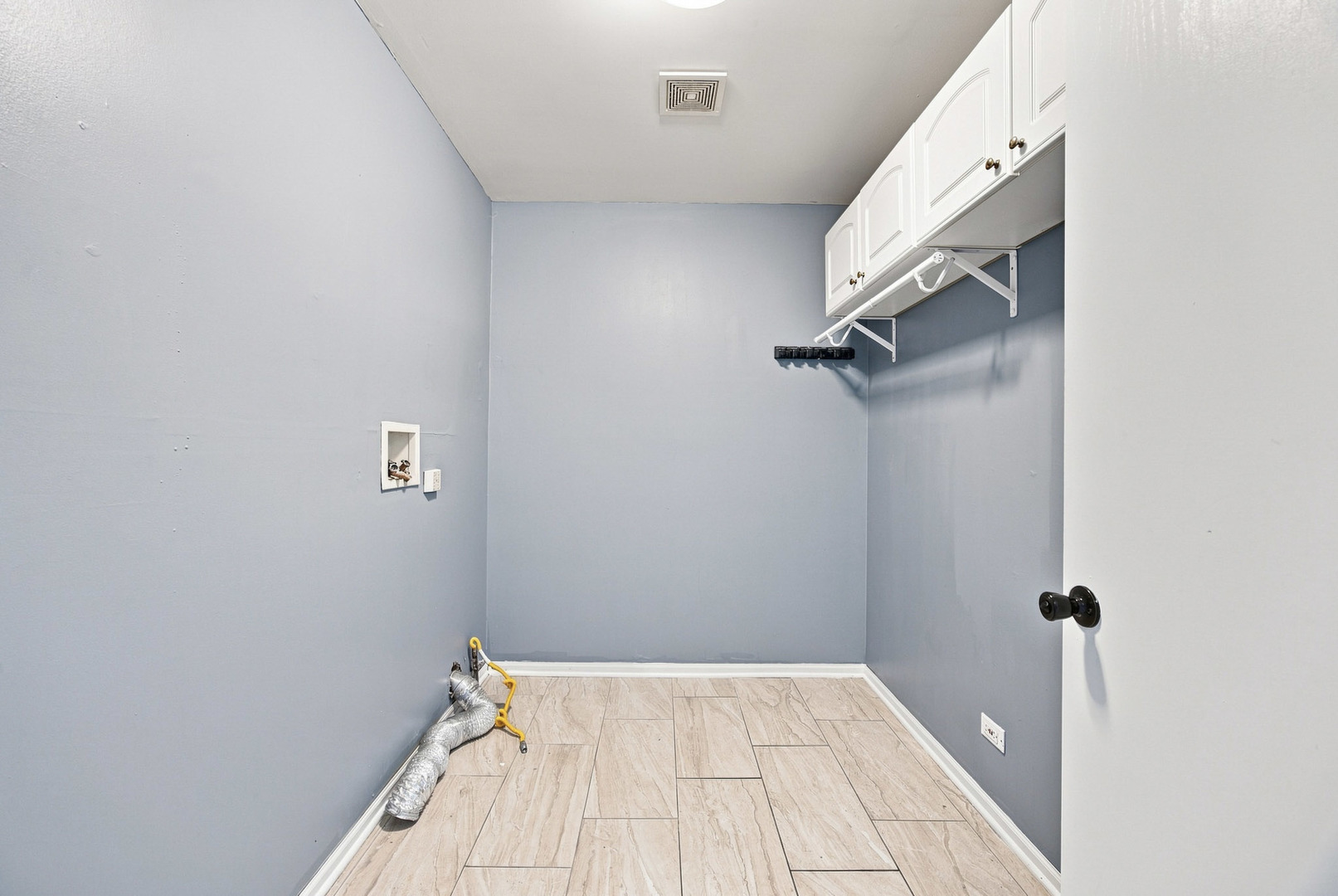 816 Katherine Lane Property Photo 11