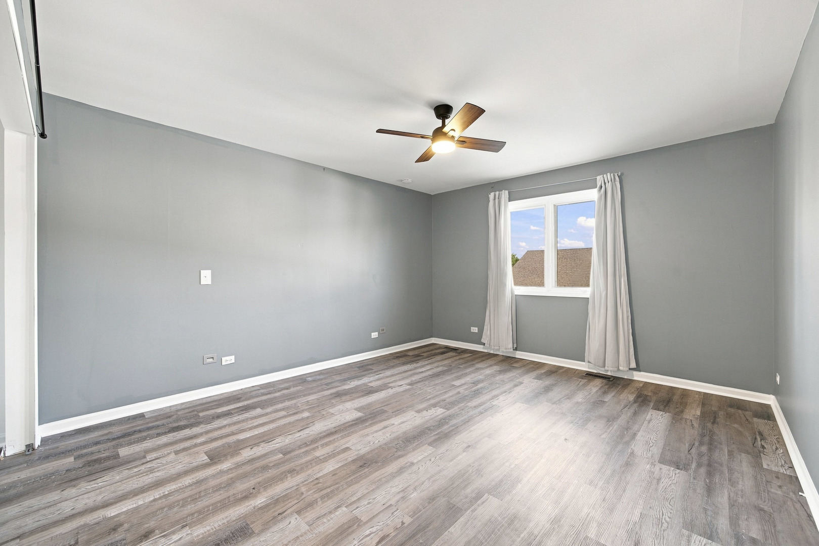 816 Katherine Lane Property Photo 12