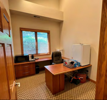 460 Briargate Drive 500 Property Photo 5