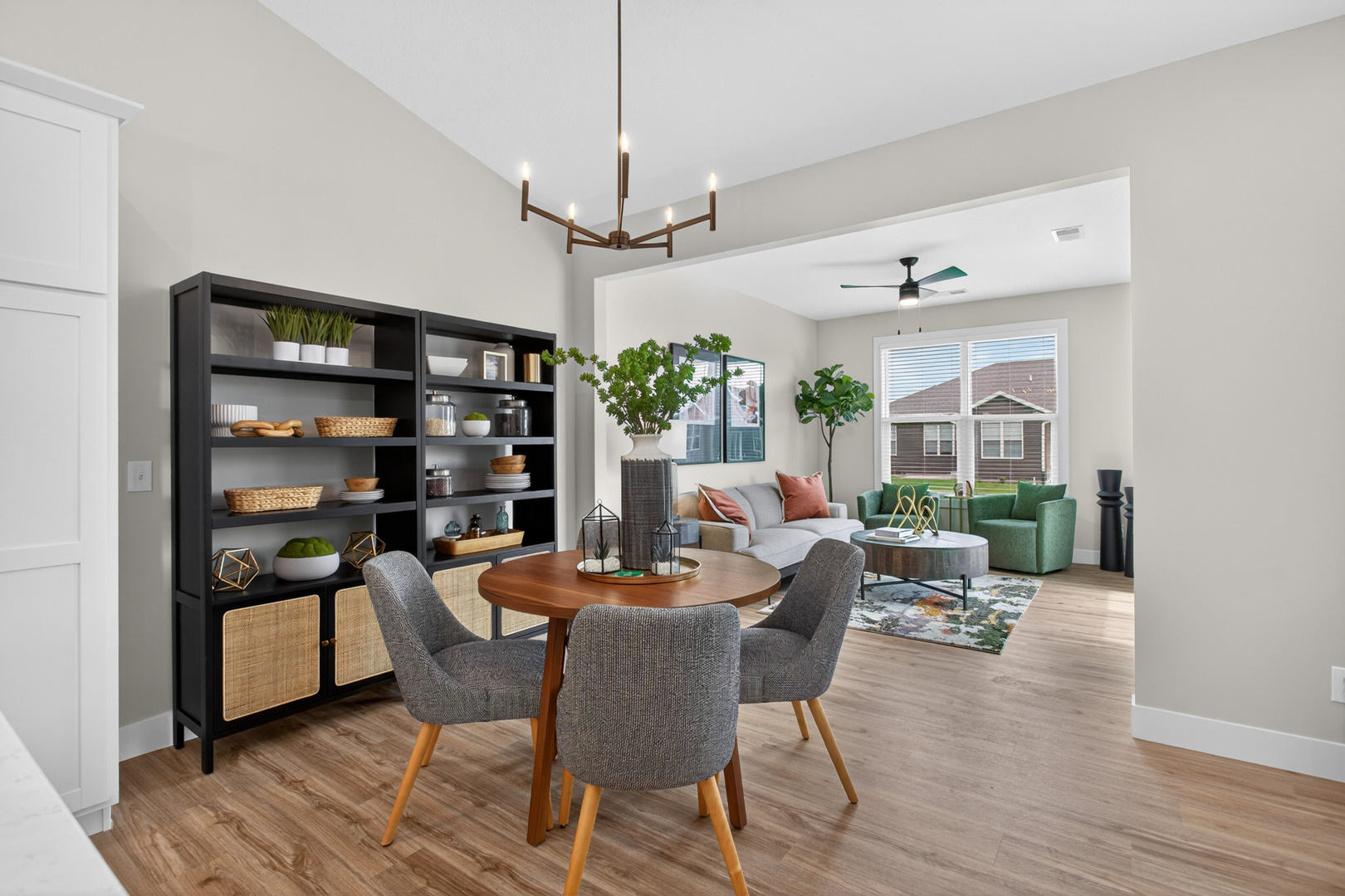 425 N 2nd Avenue Property Photo 20