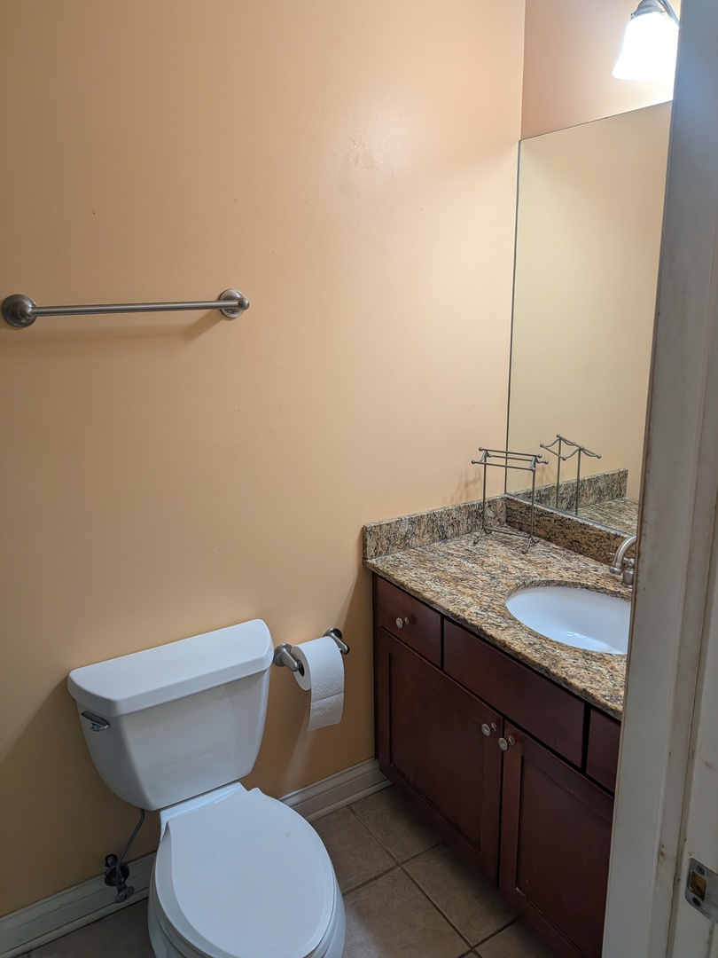 435 E 42nd Street 1 Property Photo 9