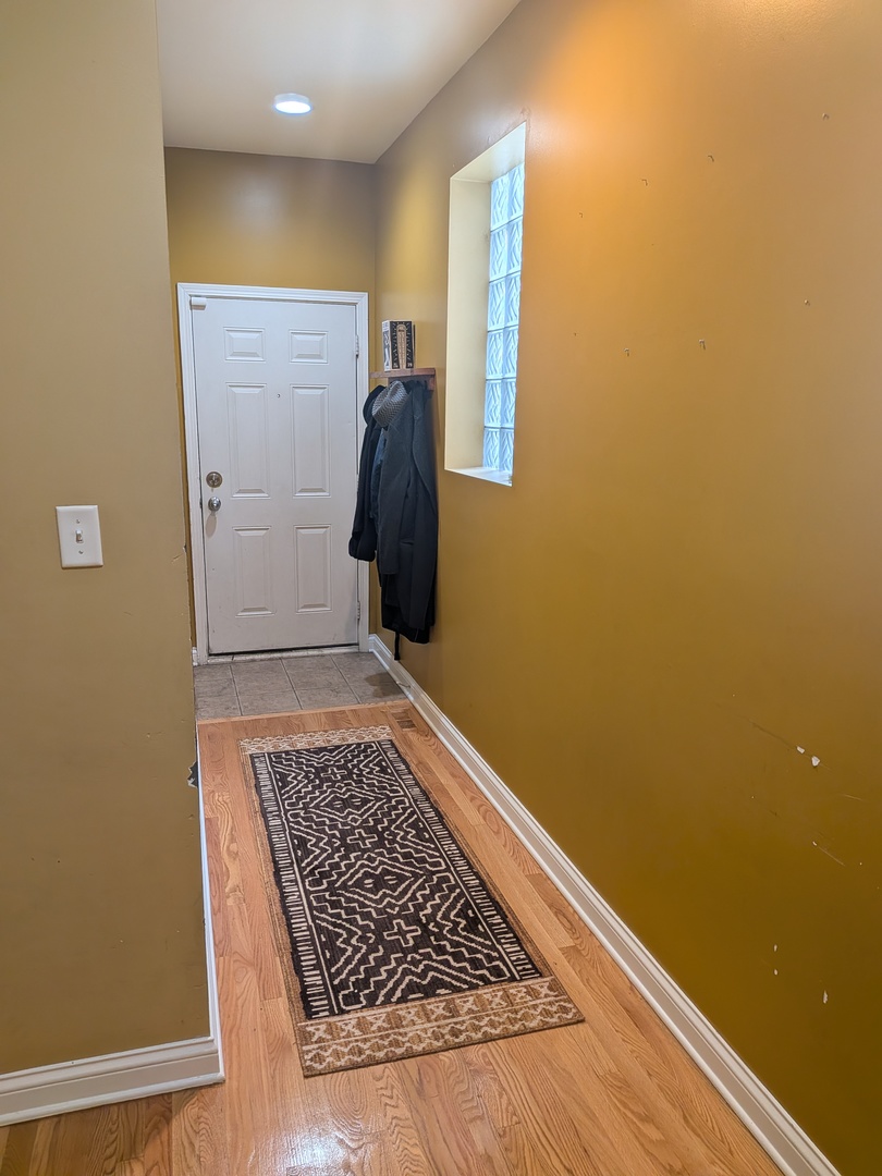435 E 42nd Street 1 Property Photo 11