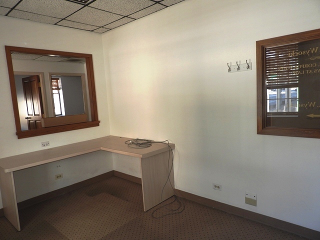 5 S County Street Property Photo 8
