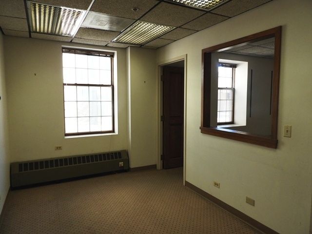 5 S County Street Property Photo 18