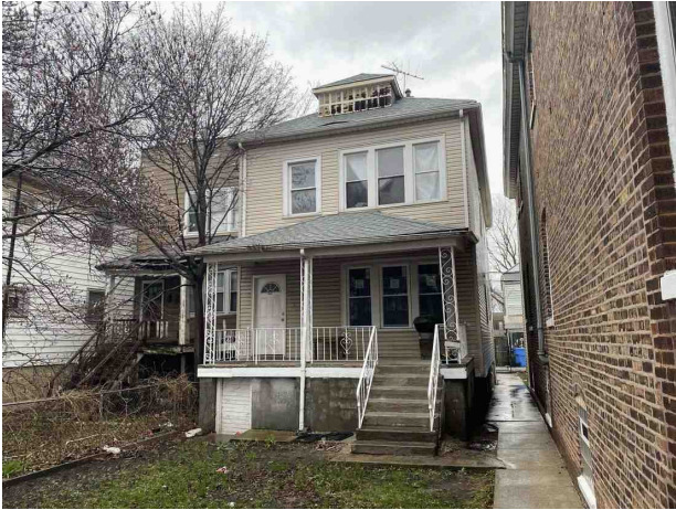8613 S Houston Avenue Property Photo 1