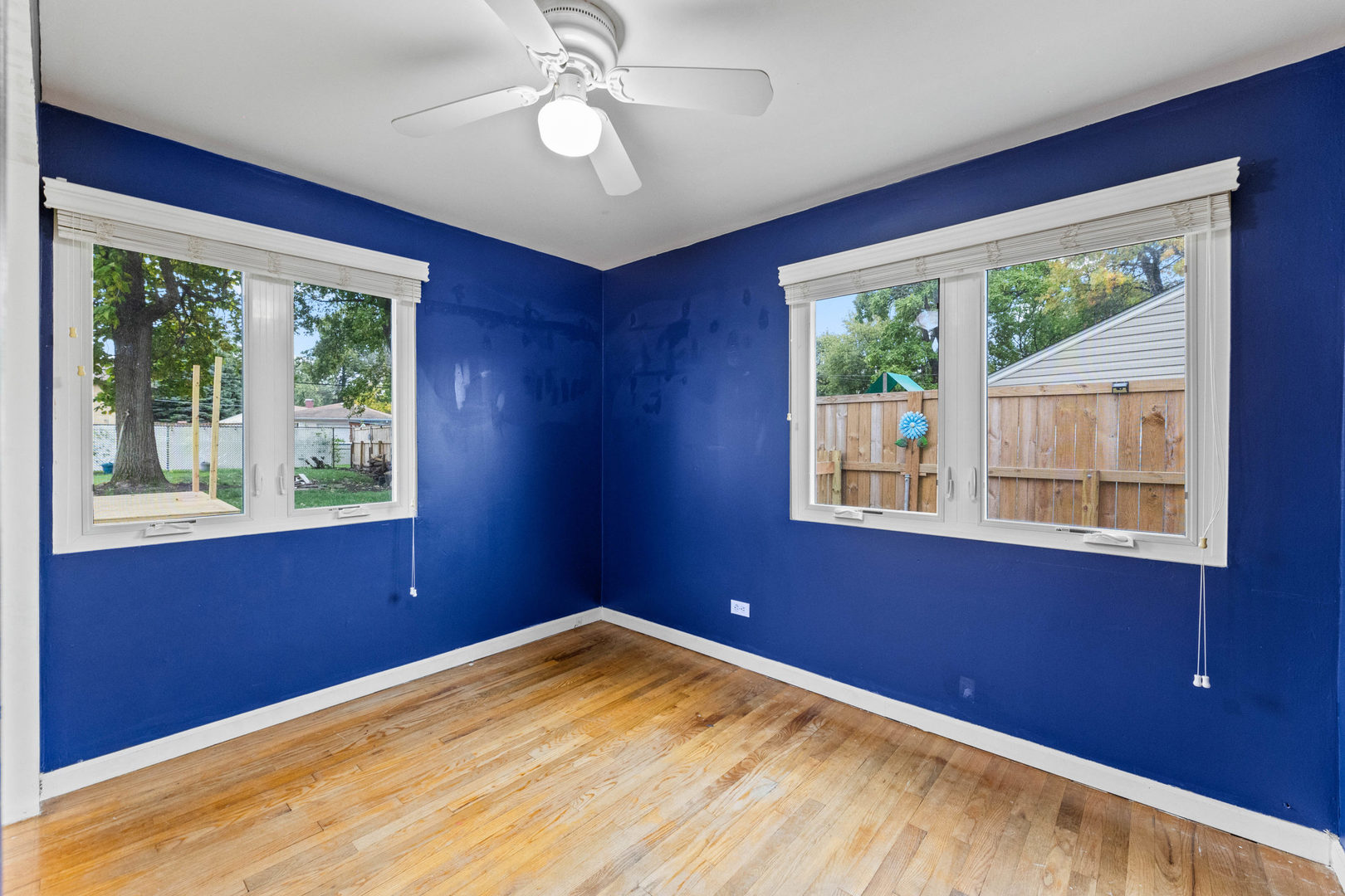 9909 Elm Circle Drive Property Photo 8