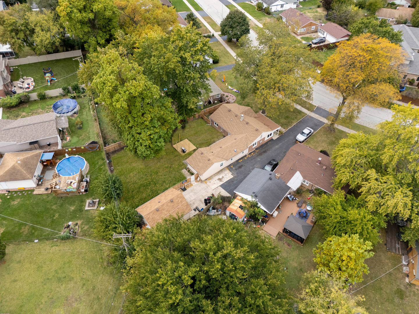 9909 Elm Circle Drive Property Photo 15