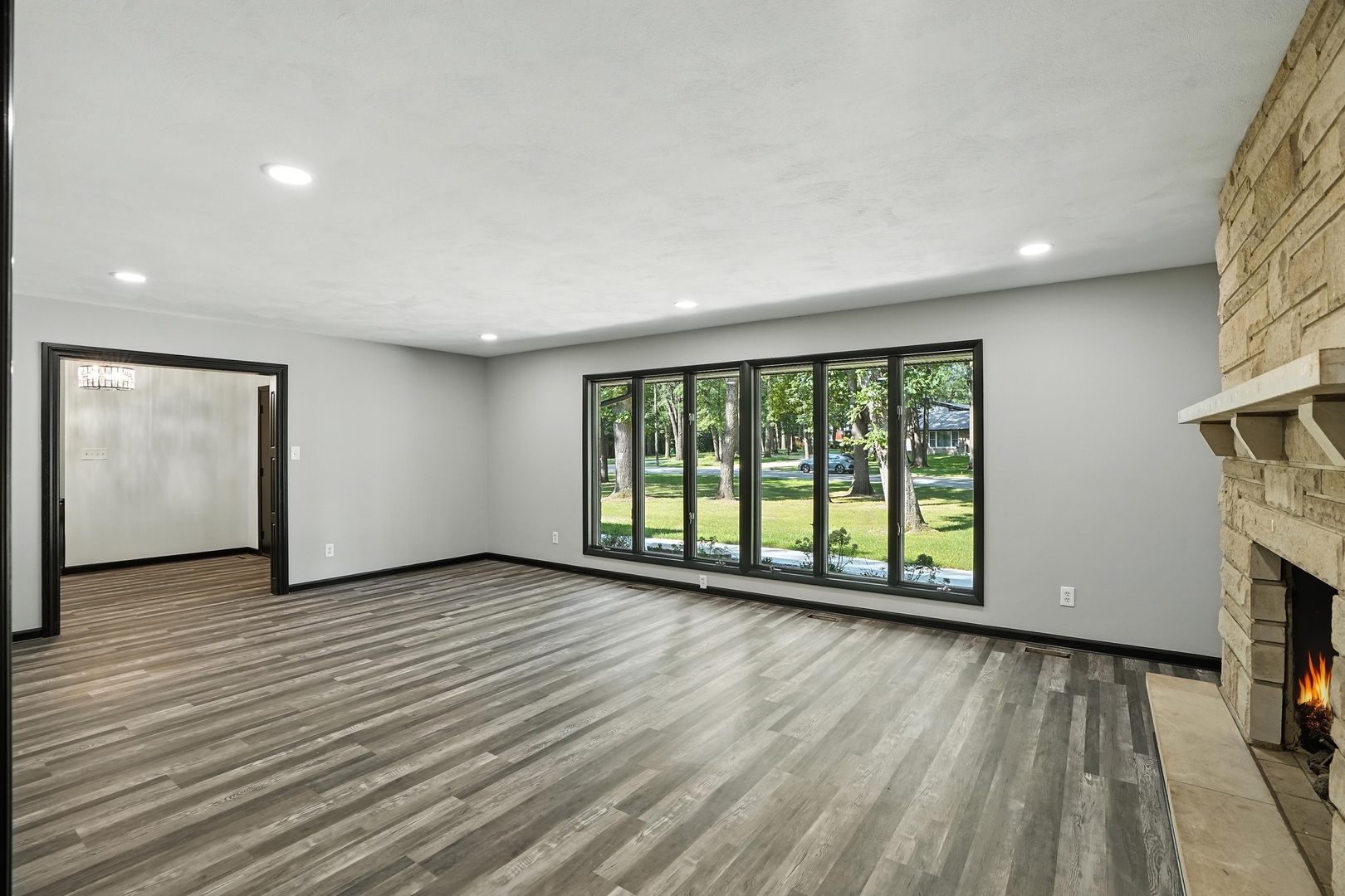 2711 Edgewood Drive Property Photo 8