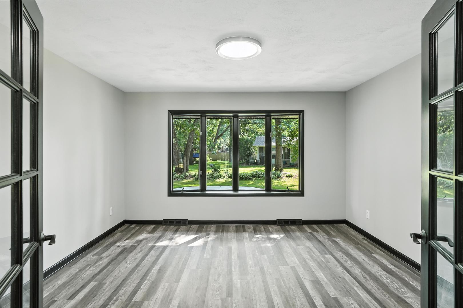 2711 Edgewood Drive Property Photo 21