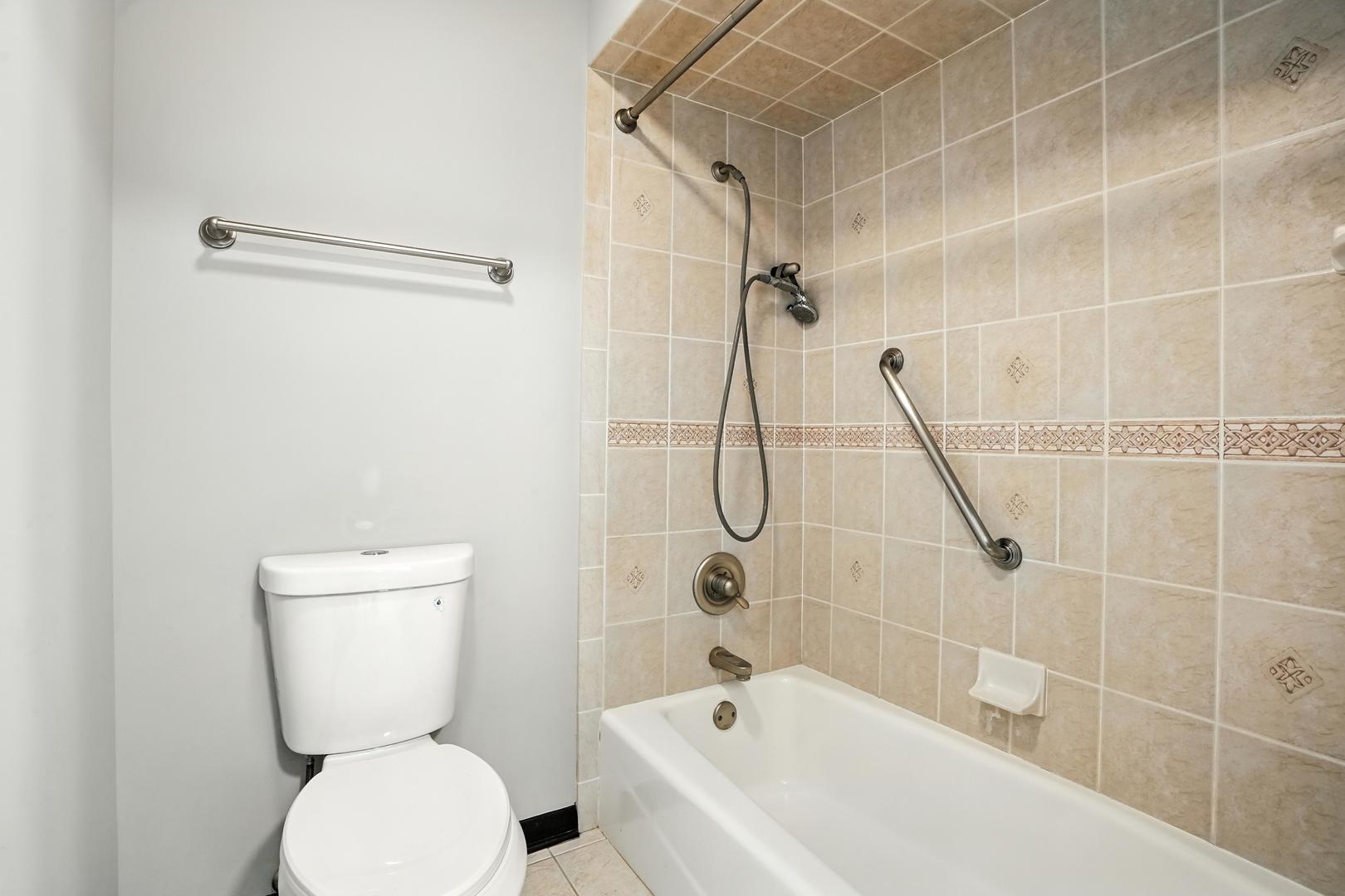 2711 Edgewood Drive Property Photo 27