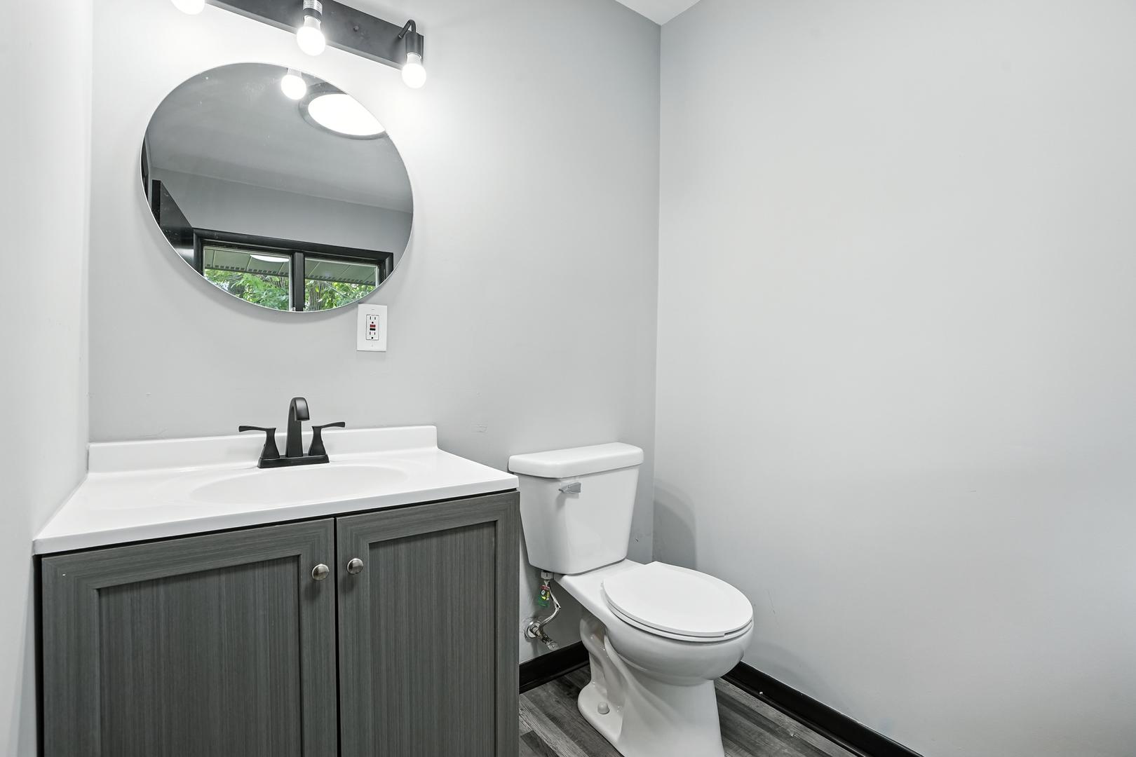 2711 Edgewood Drive Property Photo 28