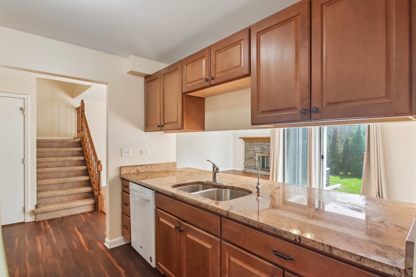 682 Claridge Circle Property Photo 13