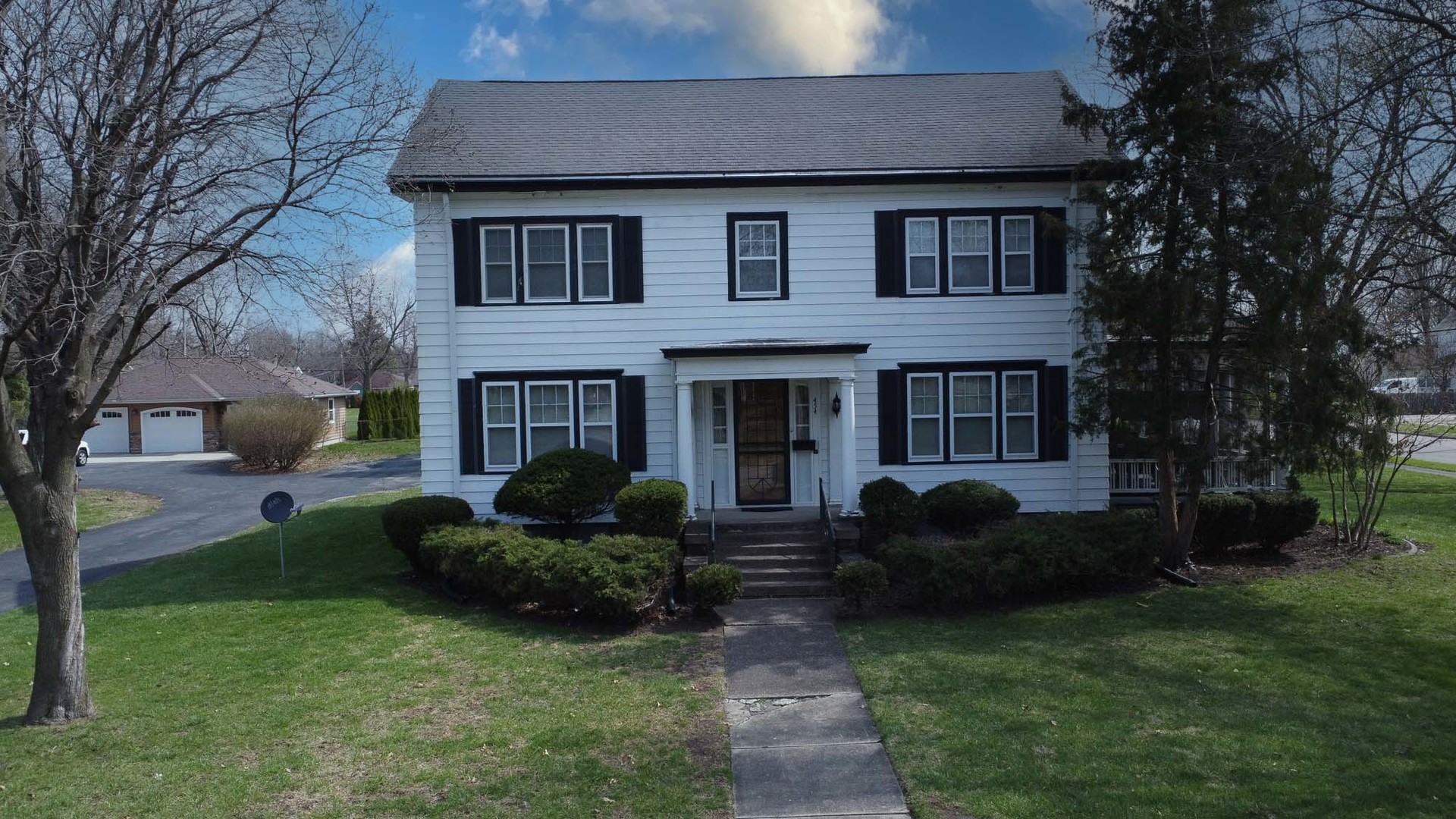 454 S 5th Street Property Photo 1