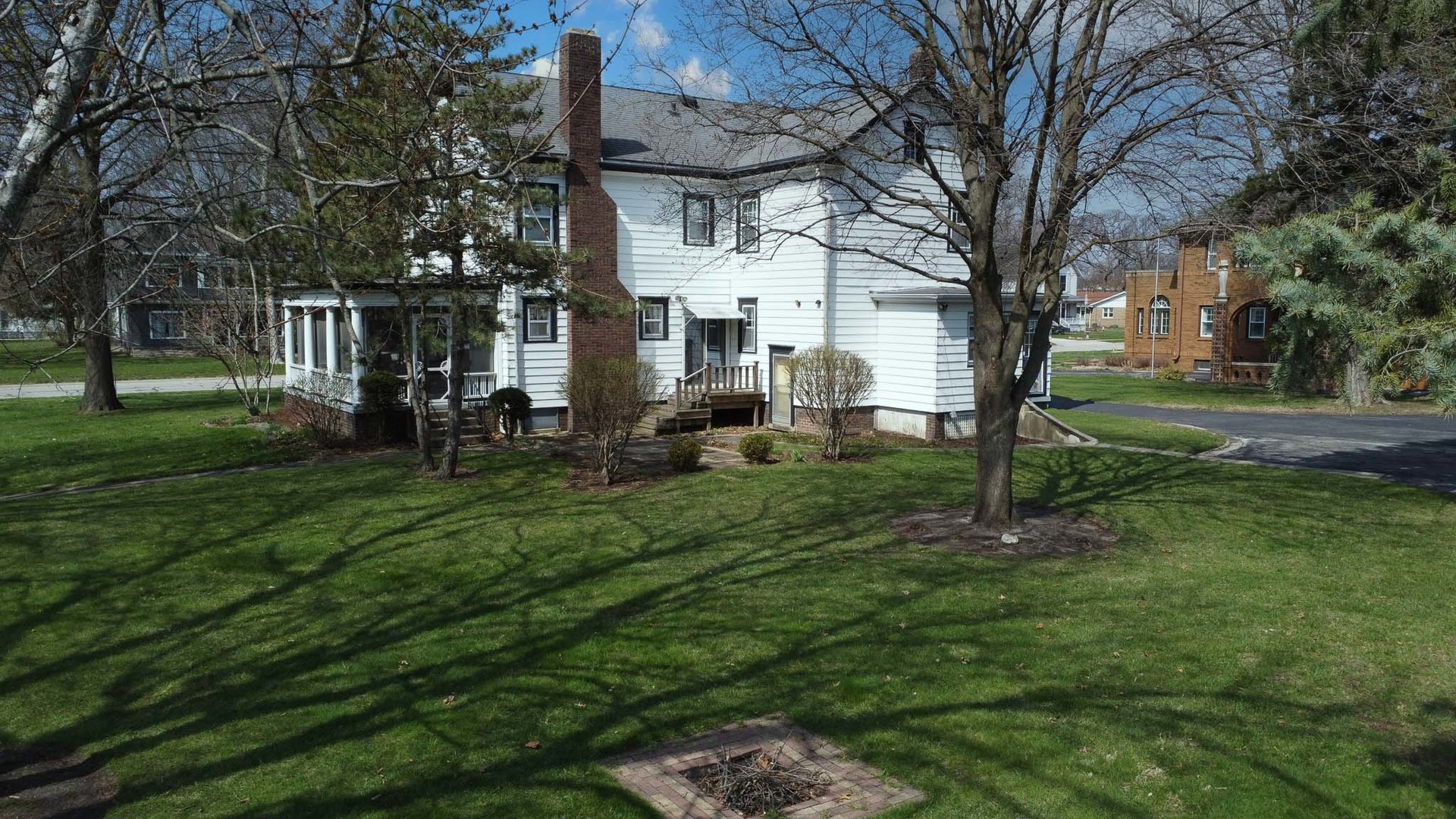 454 S 5th Street Property Photo 2