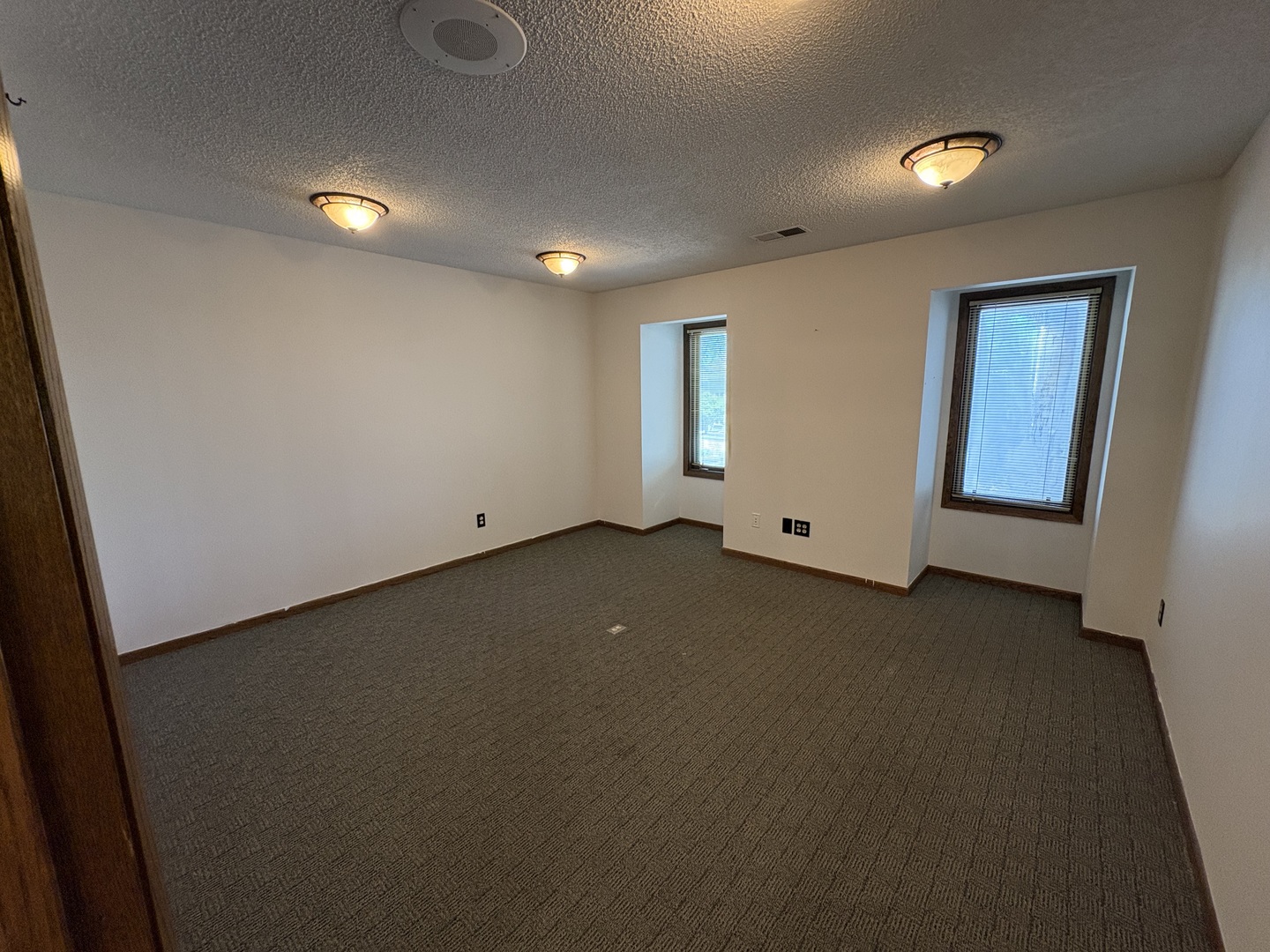 2000 Larkin Avenue 301 Property Photo 3