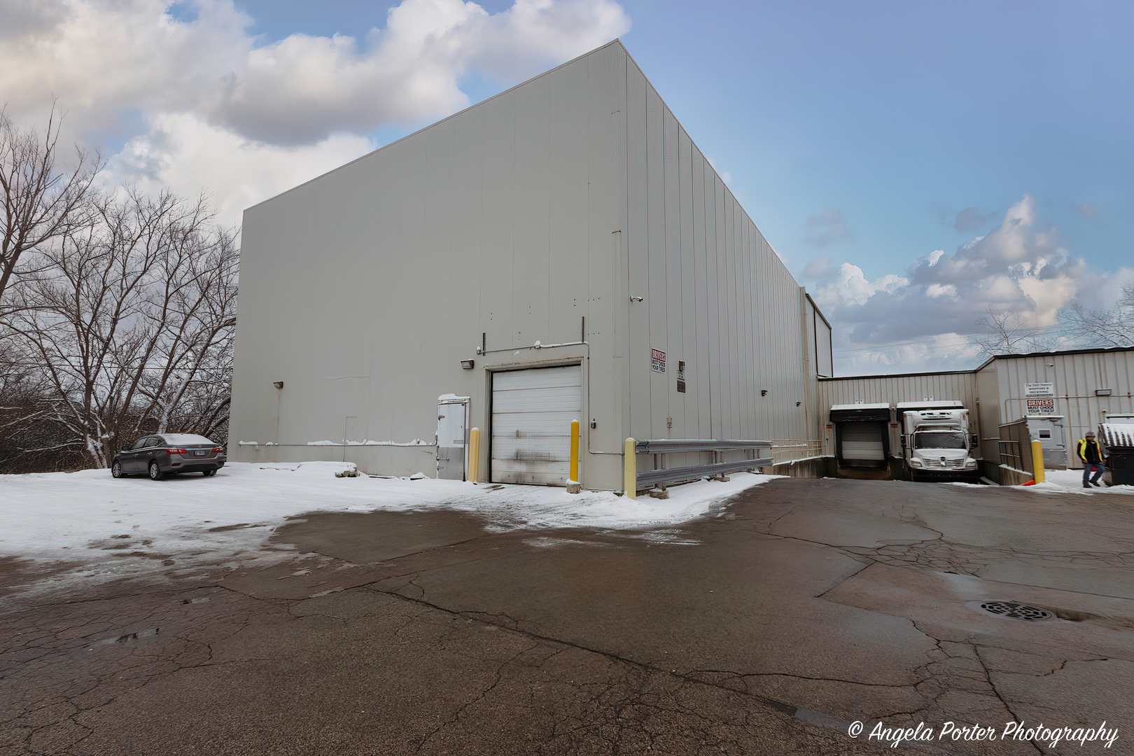 947 Carney Court Property Photo 4