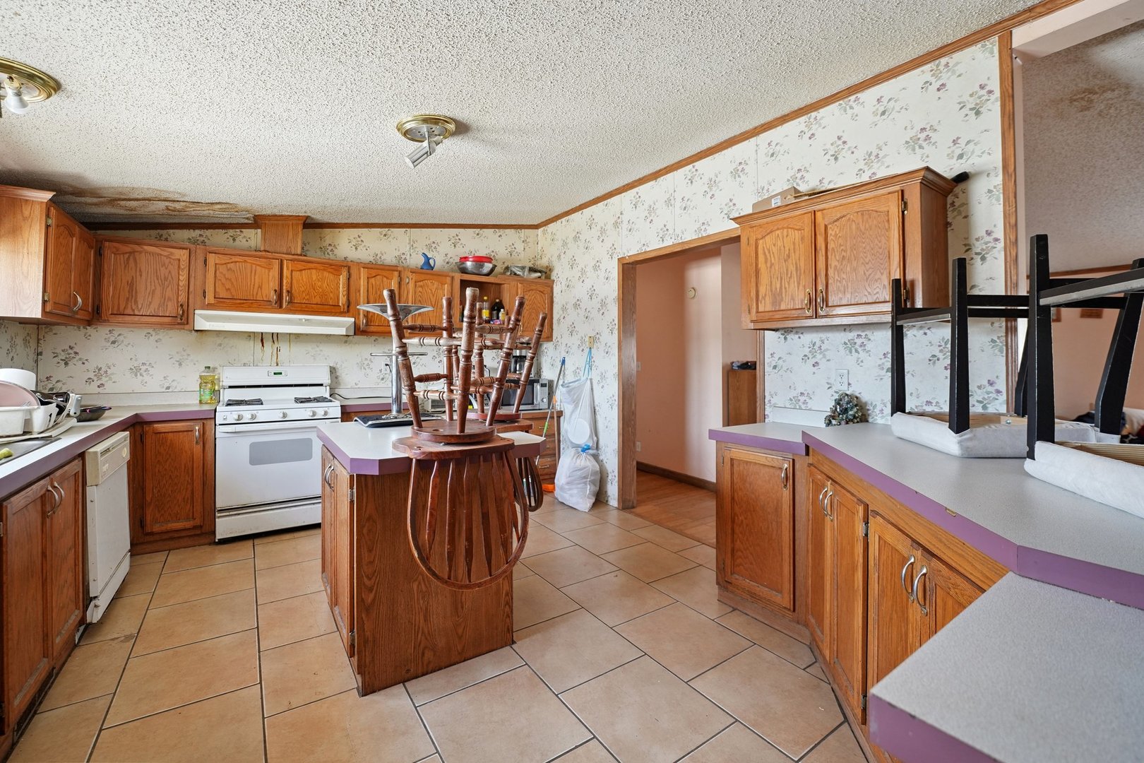 30048 S Klemme Road Property Photo 16