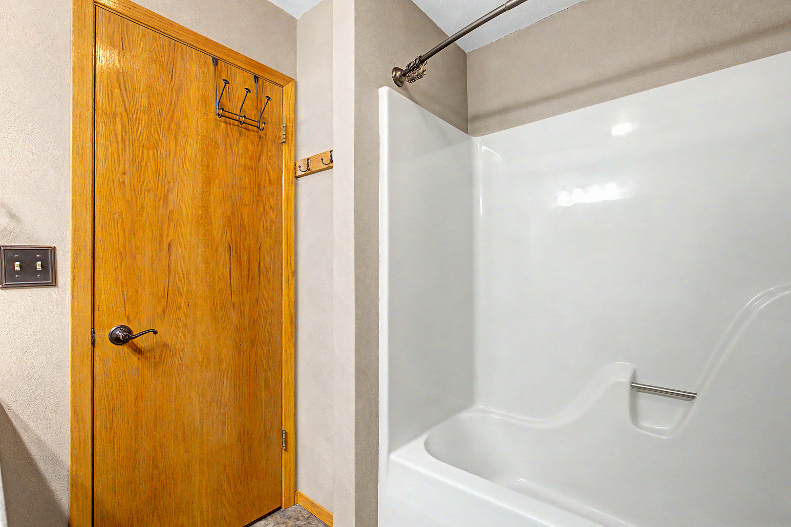 551 S Mapes Drive Property Photo 16