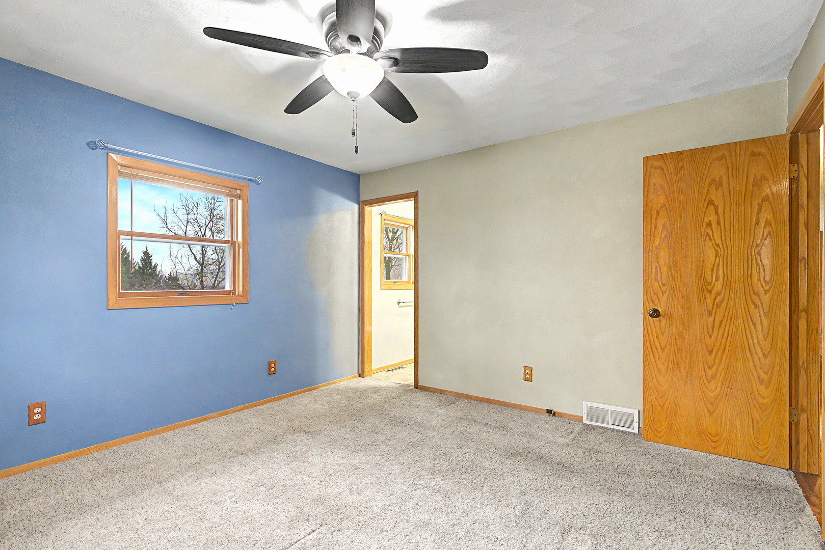 551 S Mapes Drive Property Photo 20