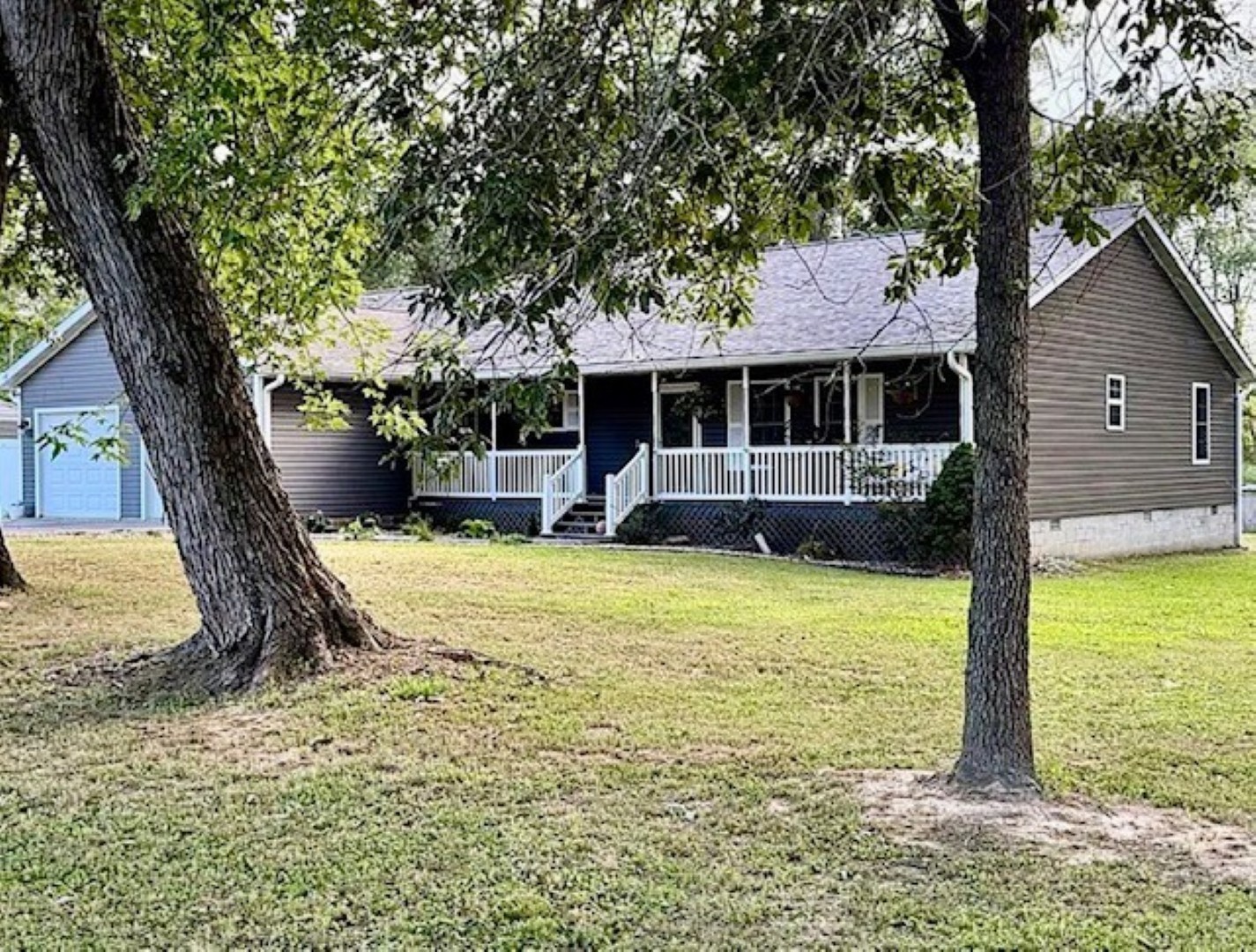 14041 N Link Lane Property Photo 1