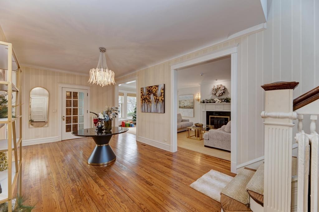 1499 Sheridan Road Property Photo 7