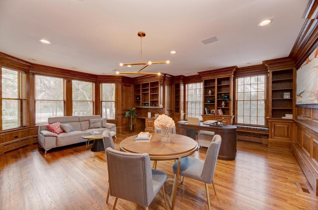 1499 Sheridan Road Property Photo 14