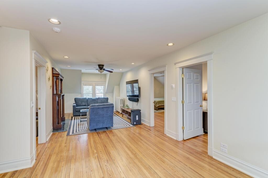 1499 Sheridan Road Property Photo 56