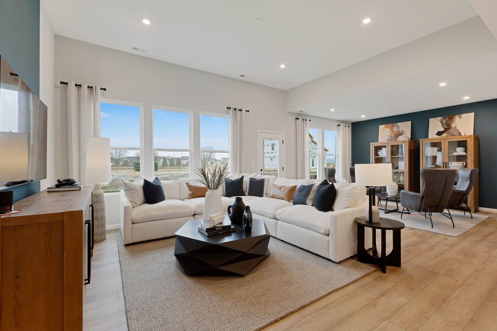 2547 Tailshot Road Property Photo 8