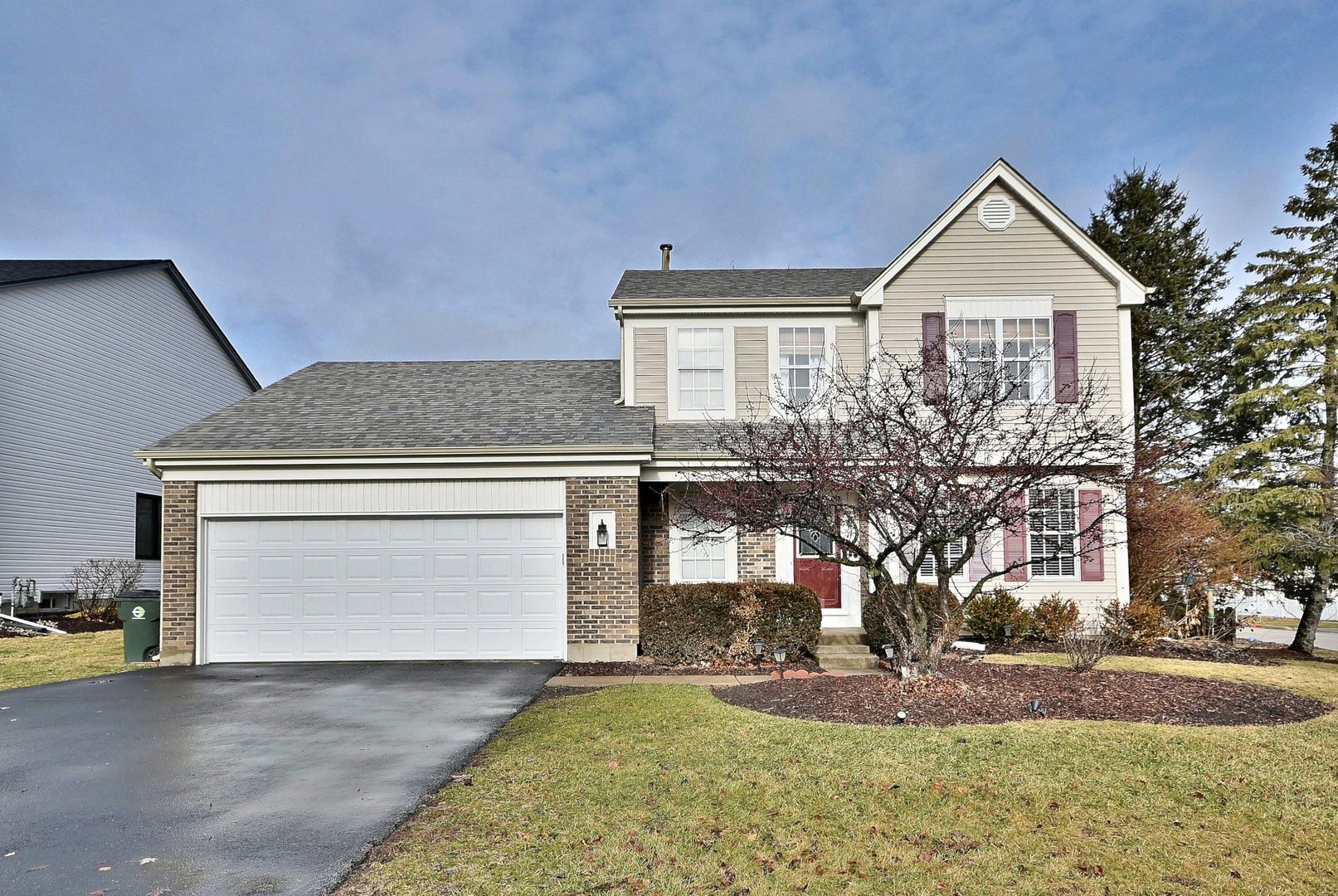 284 Bingham Circle Property Photo 1