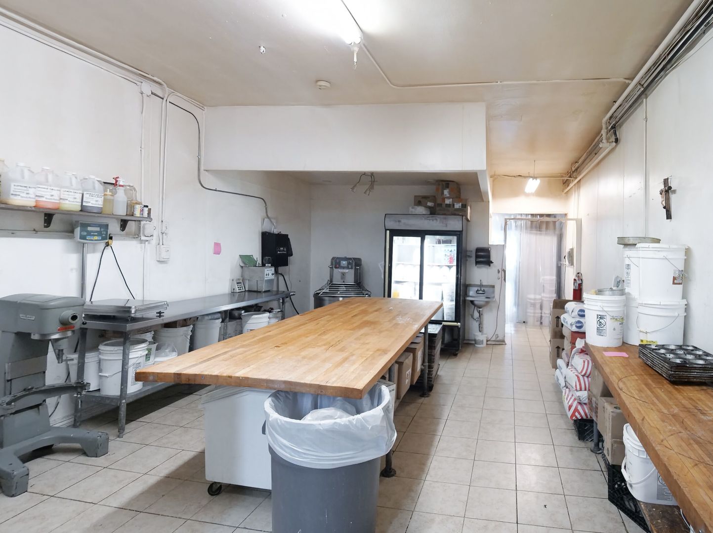 4242 S Archer Avenue Property Photo 11