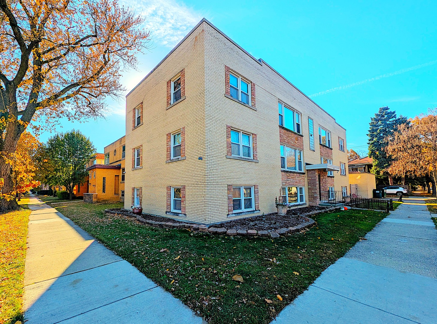 300 S Austin Boulevard G Property Photo 1