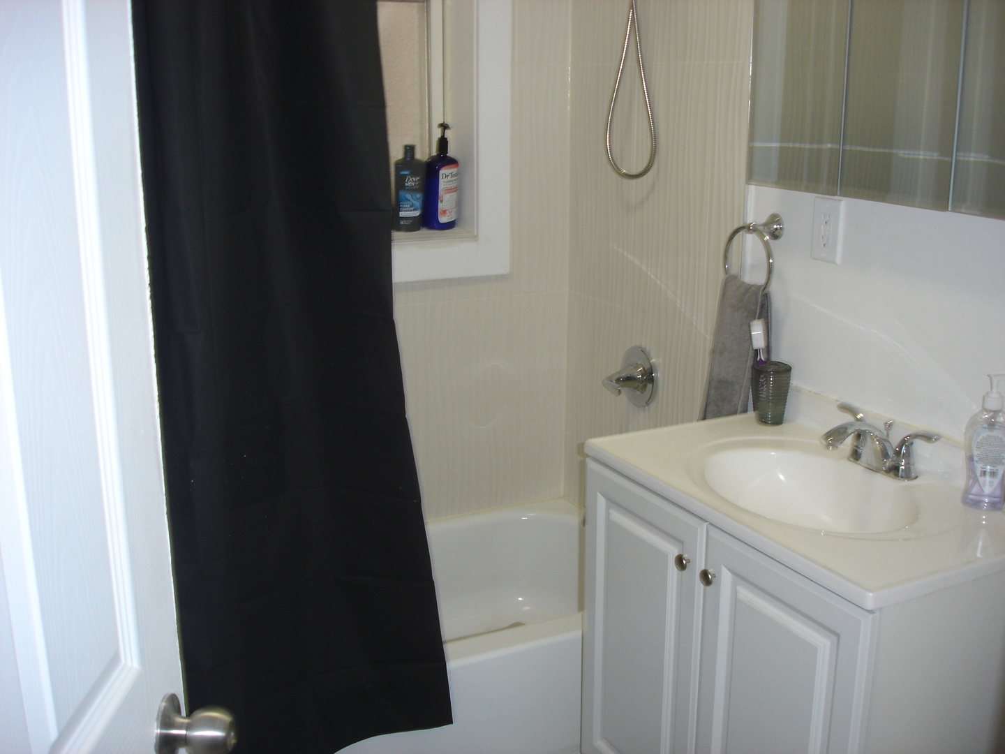 731 E 50th Street Property Photo 12