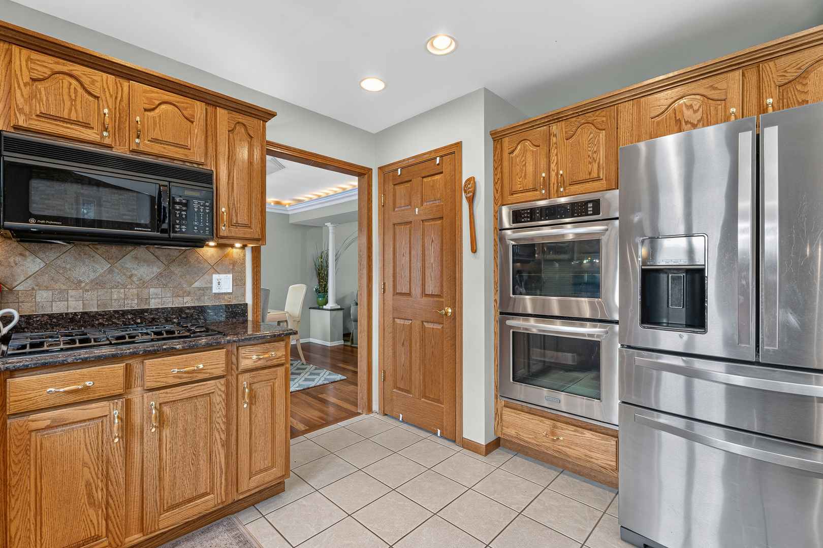 604 Mahoney Drive Property Photo 4