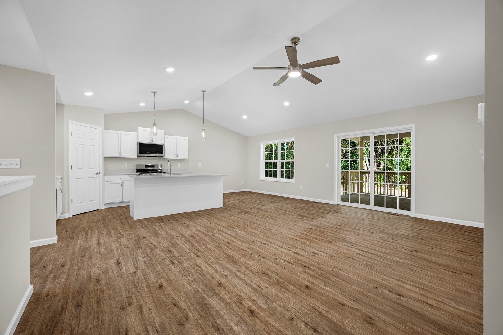218 Cassidy Road Property Photo 6