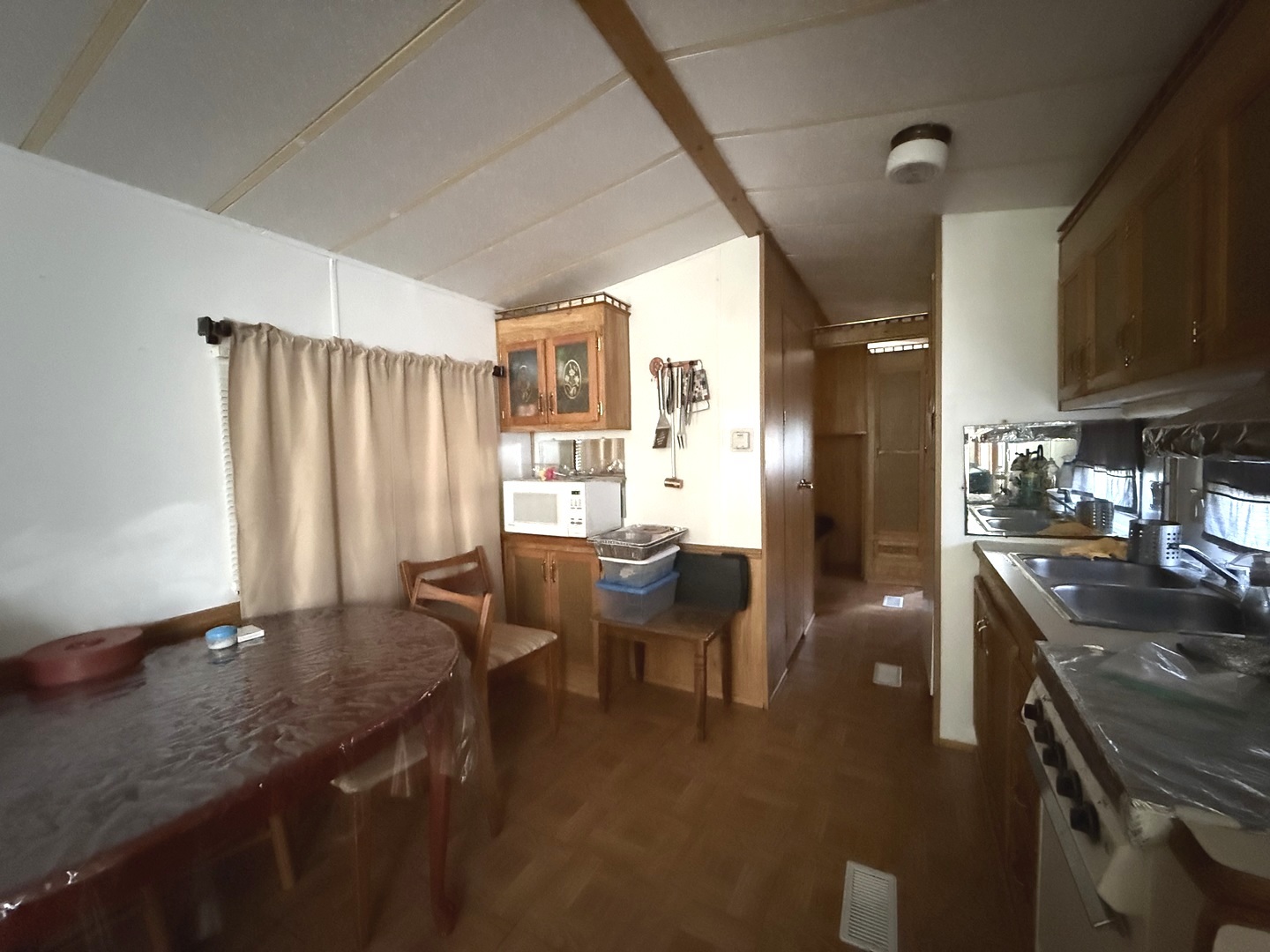 22-46 Woodhaven Lakes Property Photo 12