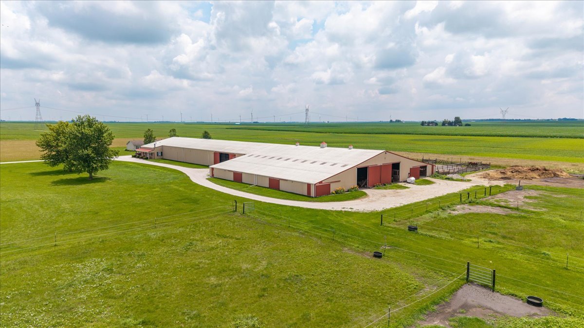 26151 E 2500 North Road Property Photo 68