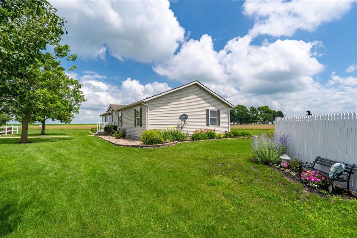 26151 E 2500 North Road Property Photo 83