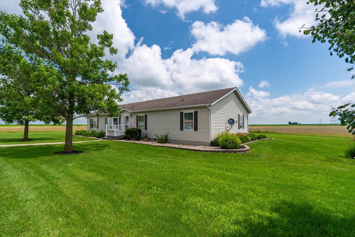 26151 E 2500 North Road Property Photo 84