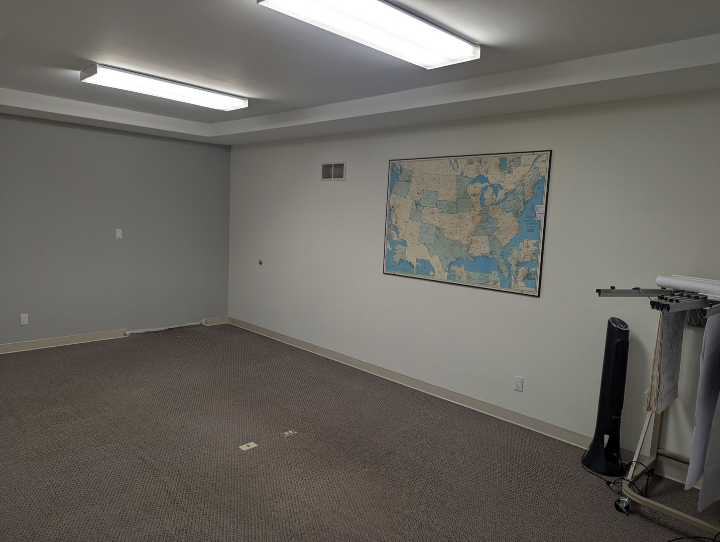 1803 Woodfield Drive B Property Photo 4