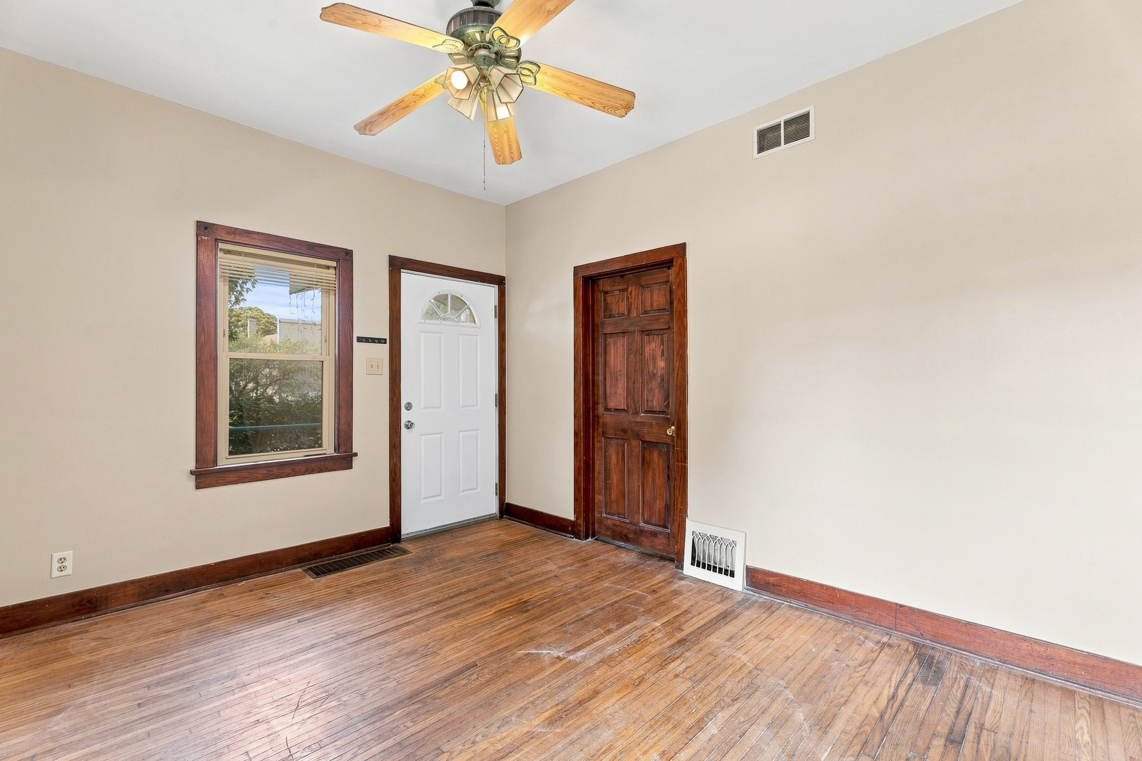 1720 S State Street Property Photo 9