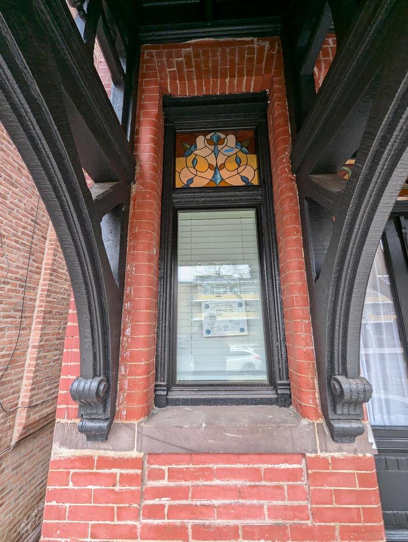 2150 W Monroe Street Property Photo 7