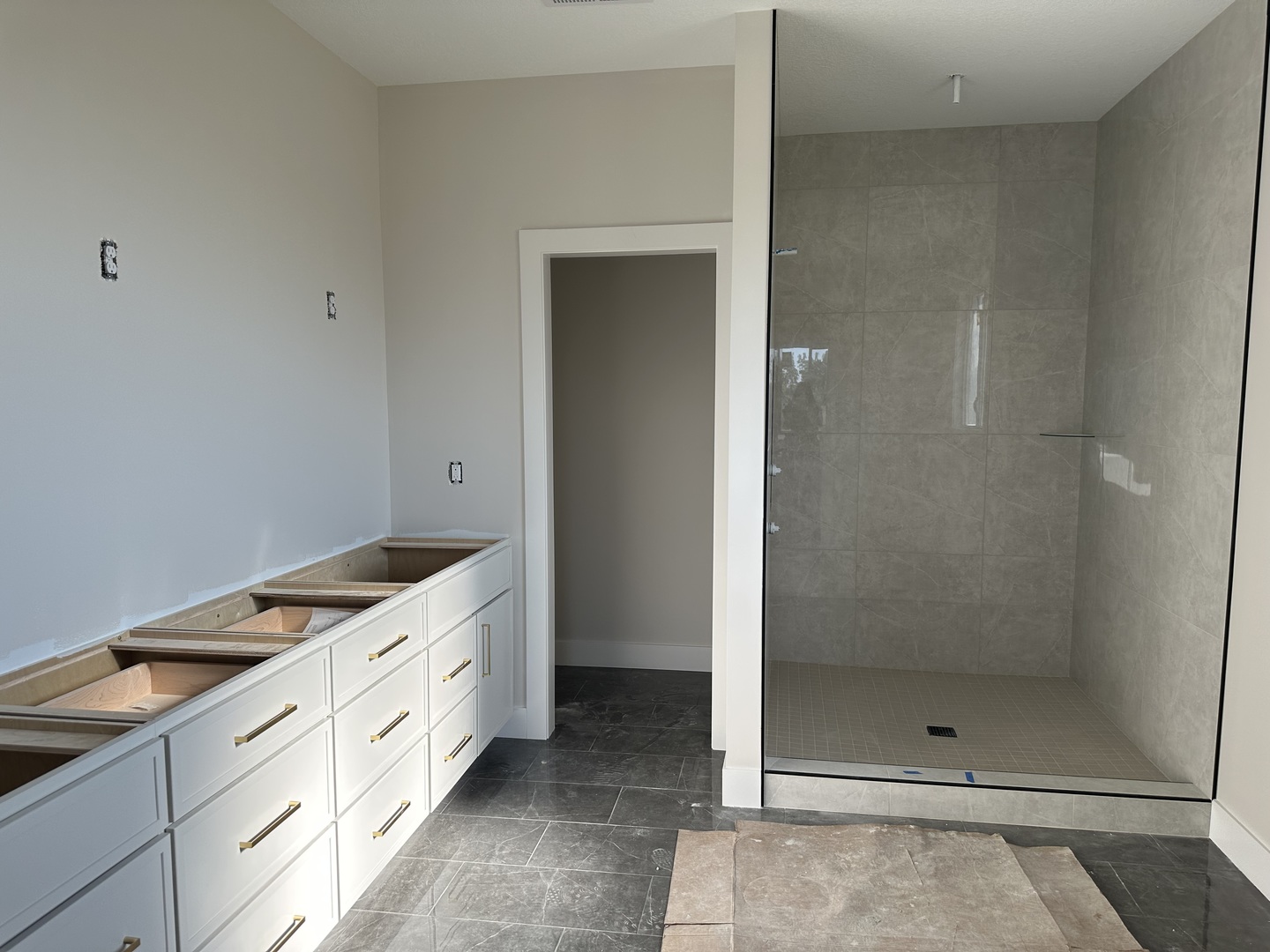 24013 185th Street Property Photo 7