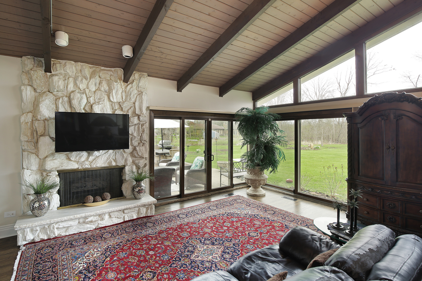 2610 Crestwood Lane Property Photo 9