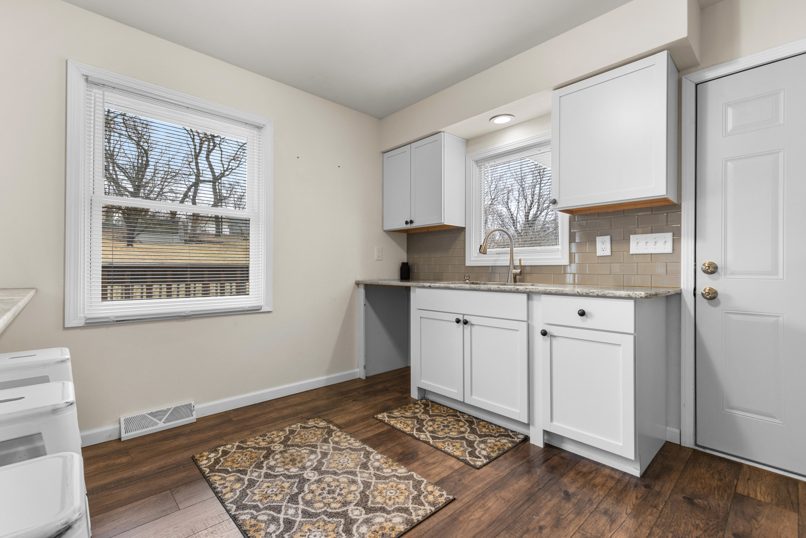 4446 Scarlet Oak Drive Property Photo 4