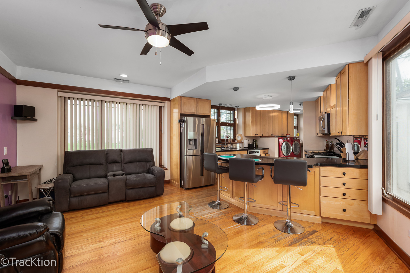 617 W Wilson Avenue Property Photo 10