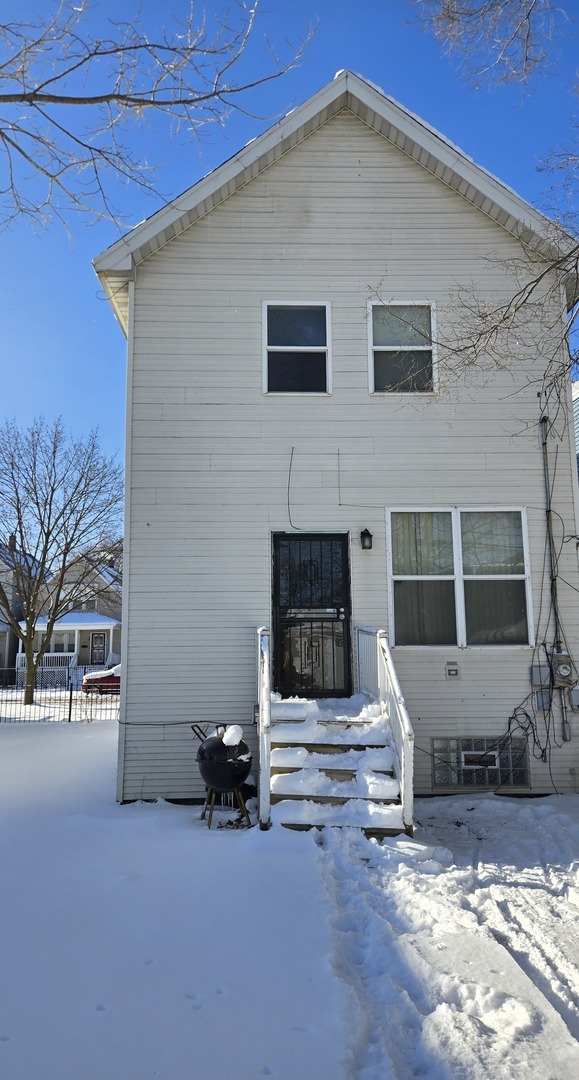 10503 S Edbrooke Avenue Property Photo 2