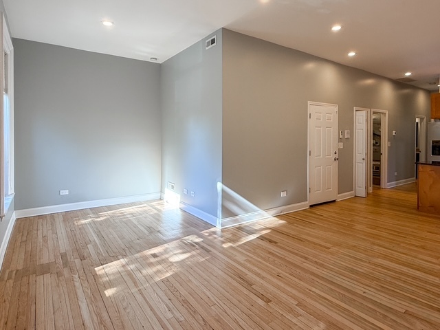 12556436 Property Photo 4