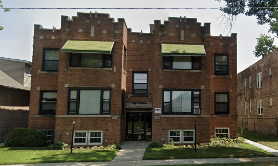 7345-47 S Calumet Property Photo 3