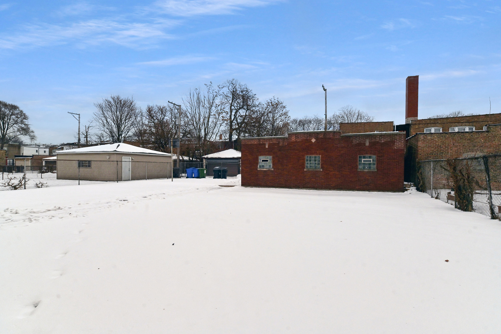 7345-47 S Calumet Property Photo 5