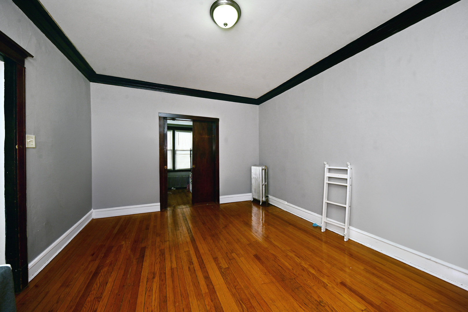 7345-47 S Calumet Property Photo 11